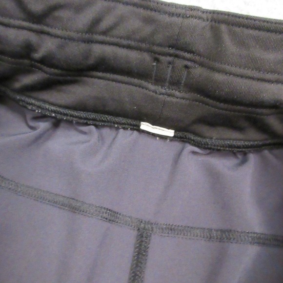 Lululemon Mens T.H.E. Short Linerless 11" Inseam size S Gym Workout Athletic - Picture 2 of 10